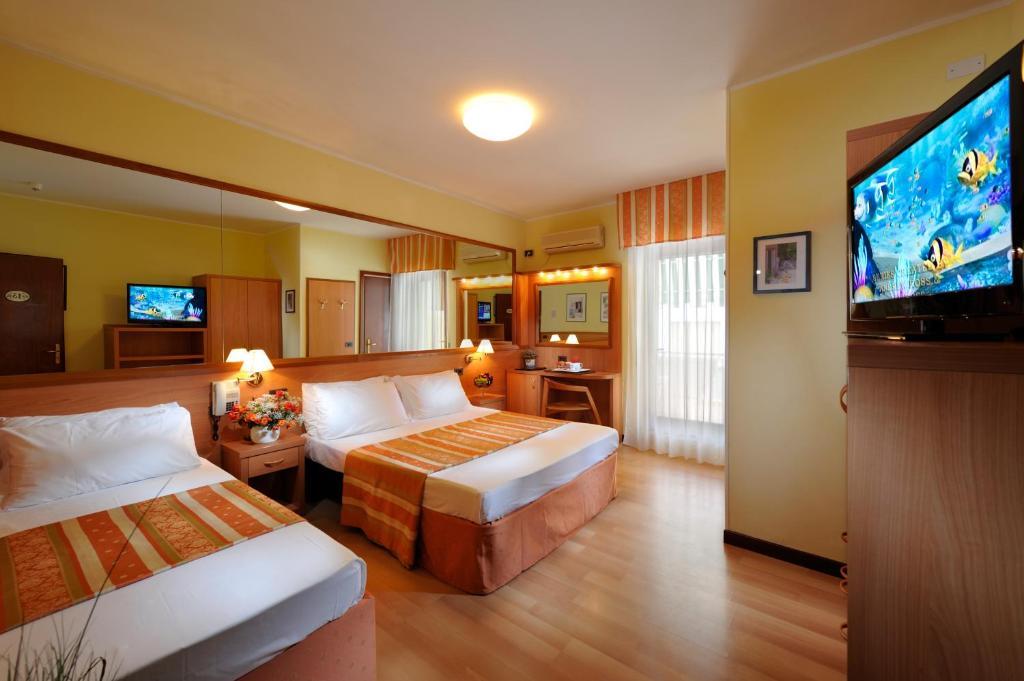 Hotel Al Prater Lignano Sabbiadoro Room photo