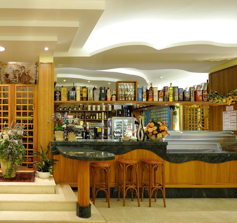 Hotel Al Prater Lignano Sabbiadoro Exterior photo